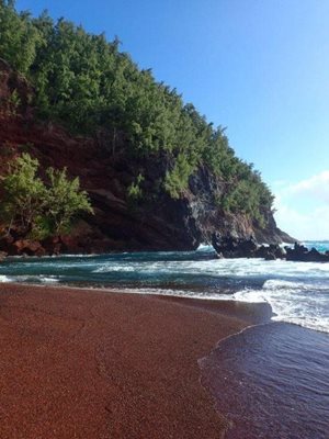 هاوایی-ساحل-شن-های-قرمز-Red-Sand-Beach-222271