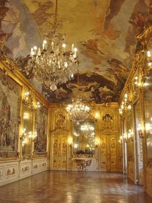 میلان-کاخ-Palazzo-Clerici-227452