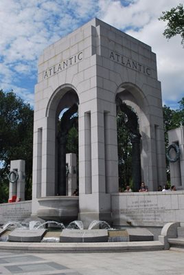 واشنگتن-بنای-یادبود-جنگ-جهانی-دوم-National-World-War-II-Memorial-247217