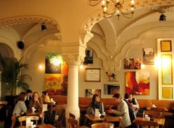 کافه بزرگ ونگوگ Grand Cafe Van Gogh