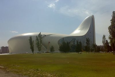 باکو-مرکز-فرهنگی-حیدرعلی-اف-Heydar-Aliyev-Cultural-Center-247743