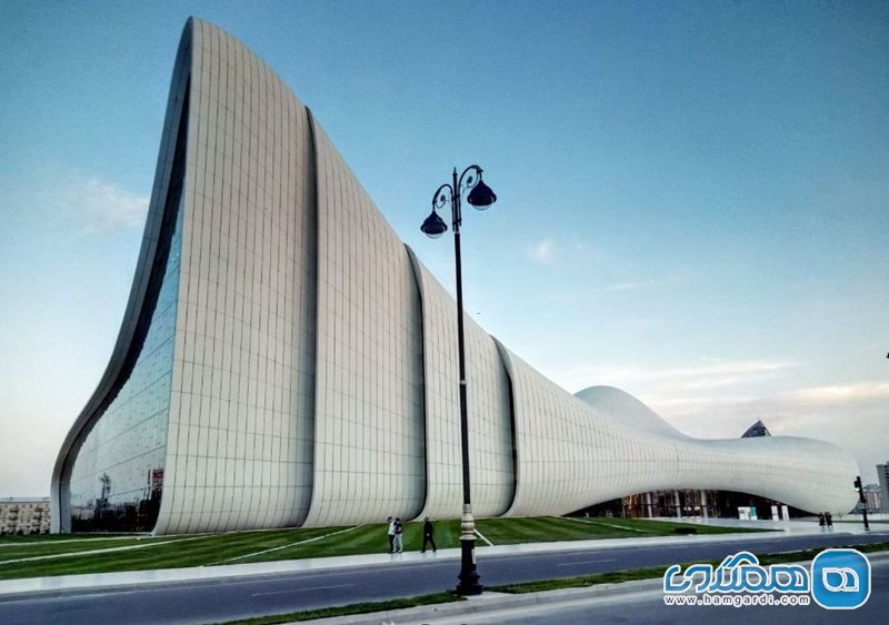 مرکز فرهنگی حیدرعلی اف Heydar Aliyev Cultural Center