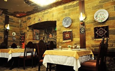 باکو-رستوران-فیروزه-Firuze-Restaurant-248437