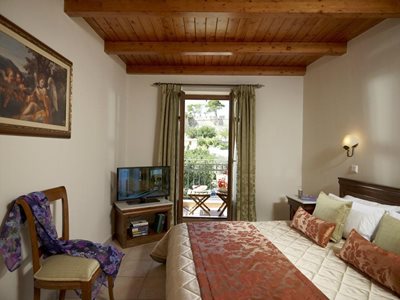 کرت-هتل-Palazzo-Vecchio-Exclusive-Residence-248586