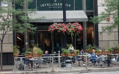 شیکاگو-کافه-روشنفکران-Intelligentsia-Coffee-254710