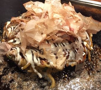 اوساکا-رستوران-اوکونومیاکی-Okonomiyaki-Restaurant-254768