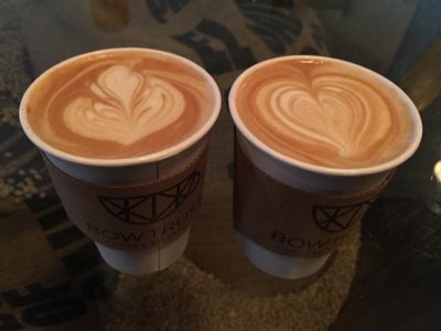 شیکاگو-کافه-Bow-Truss-Coffee-255028