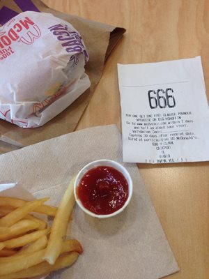 شیکاگو-فست-فود-مک-دونالد-McDonald-s-Fast-Food-256404