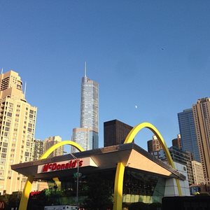 شیکاگو-فست-فود-مک-دونالد-McDonald-s-Fast-Food-256399