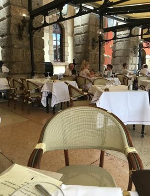 ورونا-کافه-رستوران-Vittorio-emanuele-256647