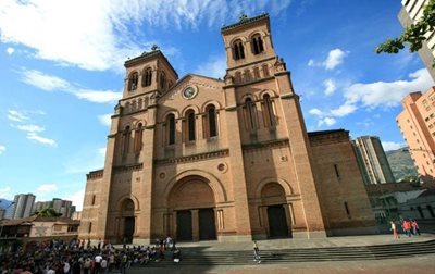 مدلین-کلیسای-جامع-متروپولیتن-Catedral-Basilica-Metropolitana-261840