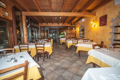 ساردینیا-رستوران-Vecchia-Fattoria-263743