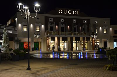 سیسیل-مرکز-خرید-Sicilia-Outlet-Village-268740