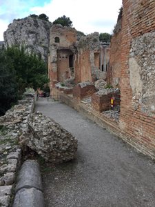 سیسیل-تئاتر-باستانی-تائورمینا-Ancient-theatre-of-Taormina-269096