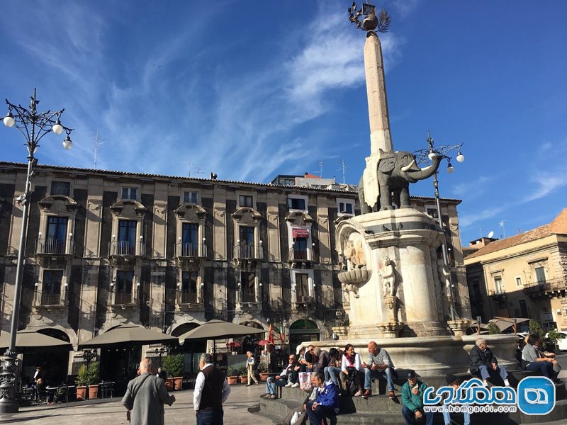 میدان Piazza del Duomo