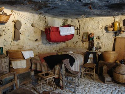 سیسیل-موزه-آسیاب-آبی-و-خانه-میلر-Mulino-ad-Acqua-Museo-in-Grotte-269482