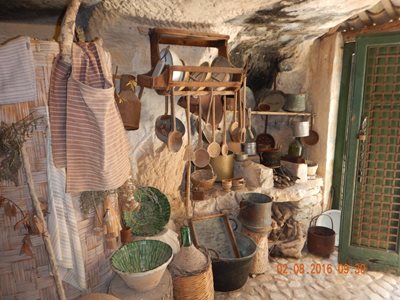 سیسیل-موزه-آسیاب-آبی-و-خانه-میلر-Mulino-ad-Acqua-Museo-in-Grotte-269505