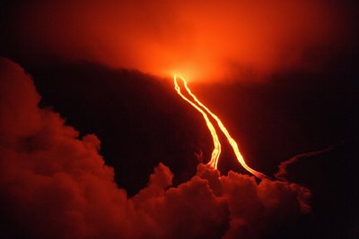سیسیل-جزیره-آتشفشانی-استرومبولی-Stromboli-Volcano-269851