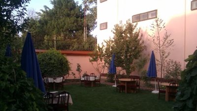 کافه رستوران و قهوه خانه کابل Kabul International Restaurant & Cofeshop