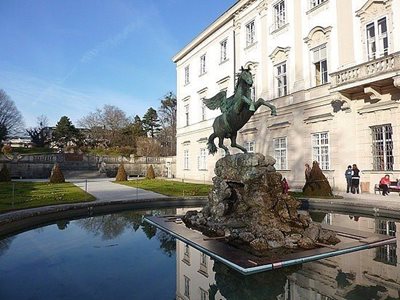 سالزبورگ-قصر-باستانی-و-باغ-میرابل-Mirabell-Palace-and-Gardens-279242