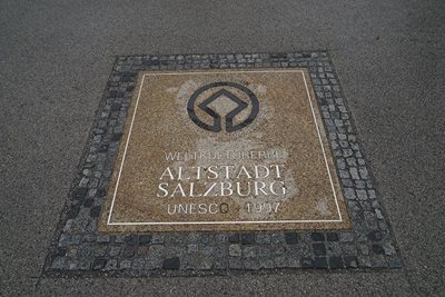 سالزبورگ-میدان-یادبود-موتزارت-Mozartplatz-279296