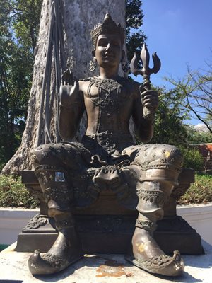 چیانگ-مای-معبد-Wat-Chedi-Luang-Varavihara-280656