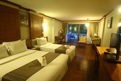 هتل Ao Nang Beach Resort
