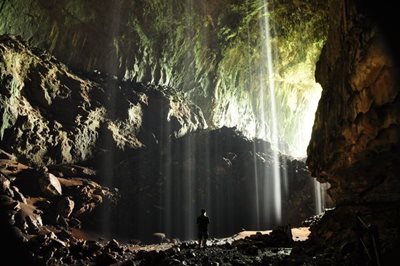 جزایر-بورنئو-غار-مولو-Mulu-Caves-282714