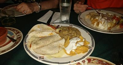 ساراگوسا-رستوران-مسون-د-خالیسکو-El-Meson-de-Jalisco-291701