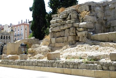 ساراگوسا-سایت-تاریخی-دیوارهای-رومی-Murallas-Romanas-291976