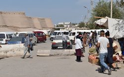 بازار سنتی نگاه Look Market (Dekhon Bazaar)