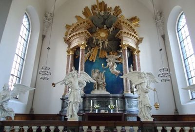 کپنهاگ-کلیسای-اور-سیویر-Church-of-Our-Saviour-297241