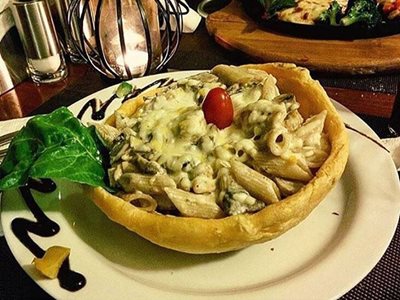 تهران-رستوران-ایتالیایی-ناپلی-299540