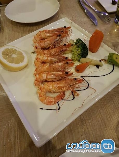 رستوران طلایی رباط Golden Fish