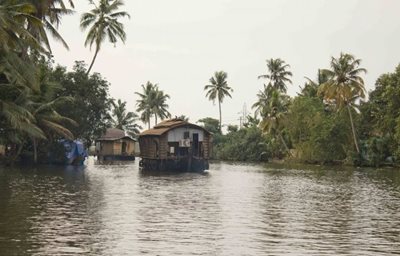 کرالا-سواحل-کرالا-Kerala-Backwaters-301521