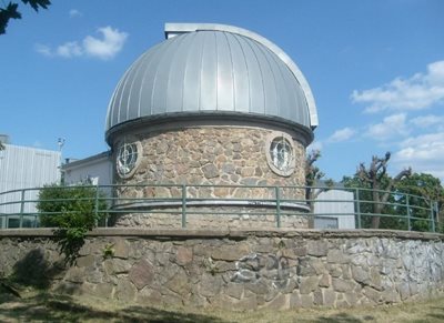 برنو-موزه-رصدخانه-برنو-Brno-Observatory-and-Planetarium-302726