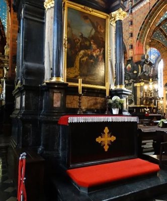 کراکوف-کلیسای-ویرجین-مری-Church-of-the-Virgin-Mary-Kosciol-Mariacki-304559