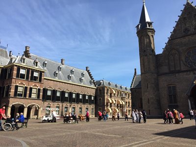 لاهه-بینهوف-The-Binnenhof-307529