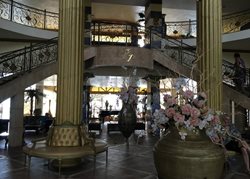 هتل کاخِ ویکتوریا سانی بیچ Victoria Palace Hotel & Spa