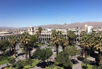 آره-کویپا-پلازای-آرماس-آره-کویپا-Plaza-de-Armas-de-Arequipa-307740