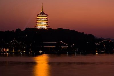 هانگزو-شهر-بتکده-های-زیبا-A-city-of-Pretty-Pagodas-309415
