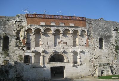 قصر دیوکلتیان اسپلیت Diocletian's Palace