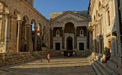 اسپلیت-قصر-دیوکلتیان-اسپلیت-Diocletian-s-Palace-311847