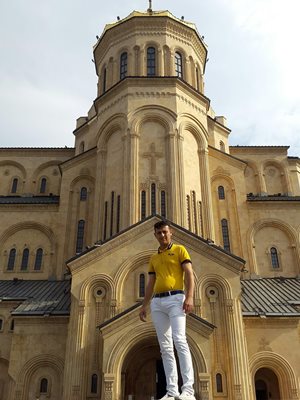 تفلیس-کلیسای-اسمیندا-سامبا-Tbilisi-Sameba-Cathedral-313280