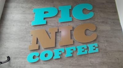 باث-کافه-Picnic-Coffee-on-Saracen-St-باث-314395