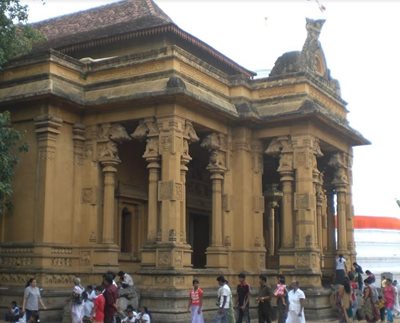 کلمبو-معبد-Kelani-Raja-Maha-Viharaya-کلمبو-316876