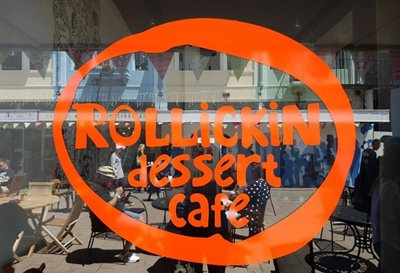 کرایست-چرچ-کافه-دسر-رولیکین-کرایست-چرچ-Rollickin-Dessert-Cafe-317074