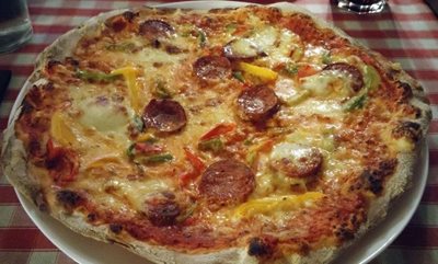 تامپره-رستوران-پیزریا-ناپولی-Pizzeria-Napoli-320152