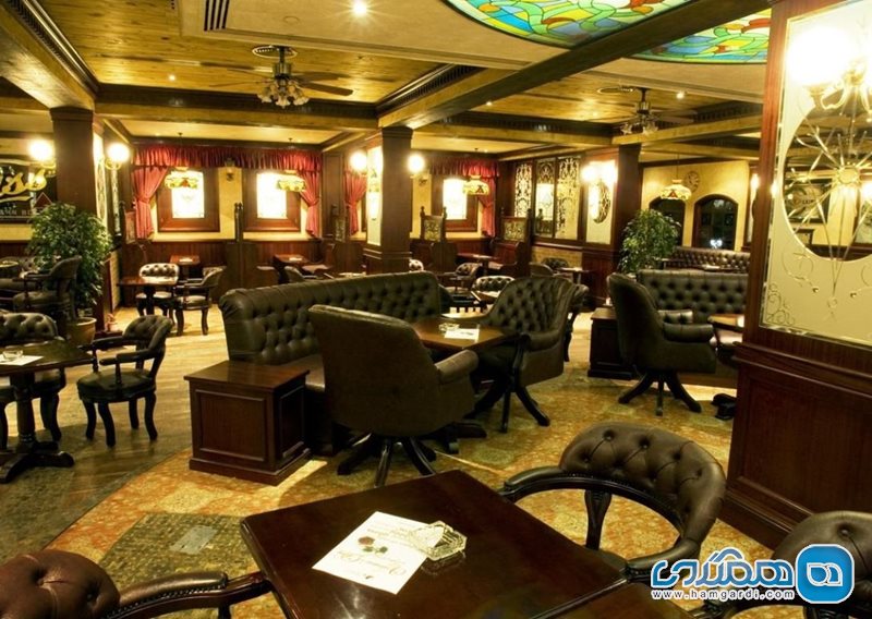 رستوران شرلوک هولمز منامه Sherlock Holmes Pub
