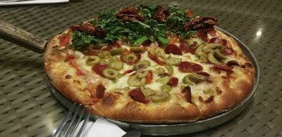 کالی-رستوران-پیتزا-کارن-Karen-s-pizza-323347